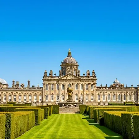 Hot Tub Private - Fountain Fishing Lakes Amotherby
