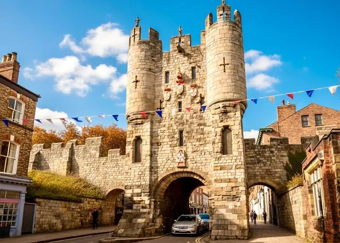 Hot Tub Private - Fountain Fishing Lakes シャレー